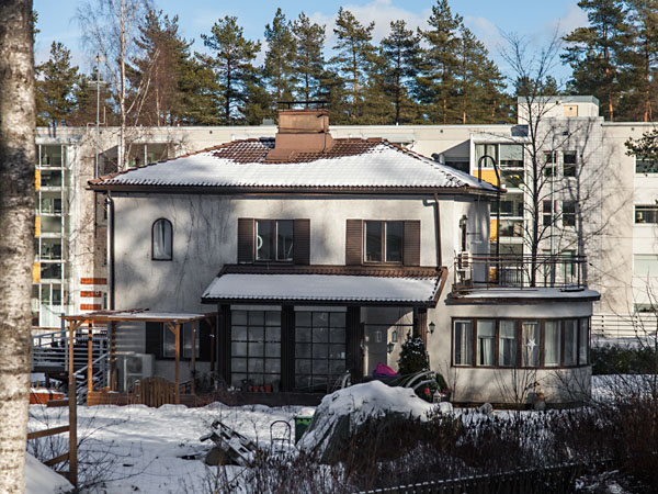 H&auml;rk&auml;vehmaankatua